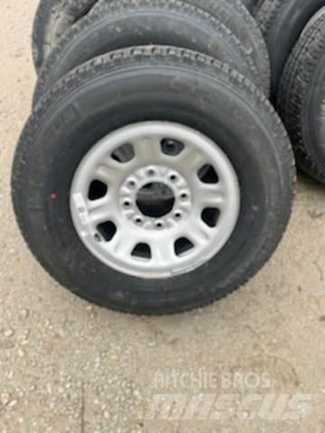 Michelin LTX Däck, hjul och fälgar