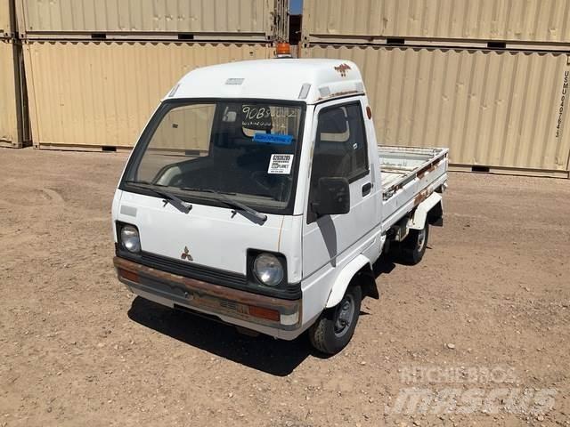 Mitsubishi  Redskapsbärare