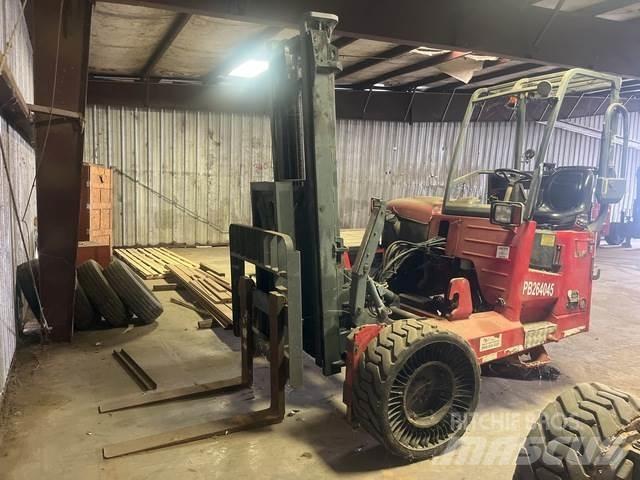 Moffett M55 Fordonstruckar