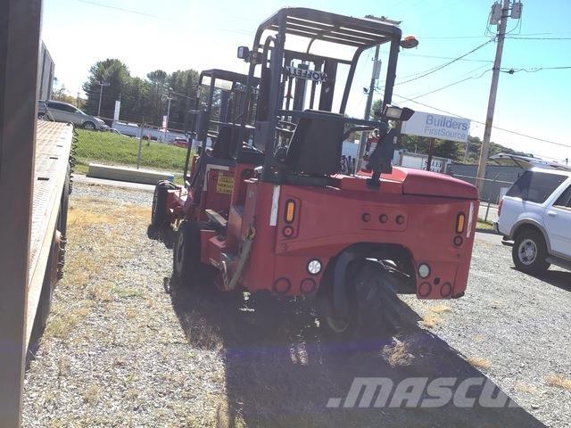 Moffett M55.4 Fordonstruckar