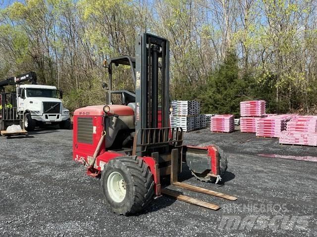 Moffett M5500 Fordonstruckar