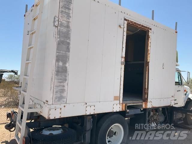 Navistar 4700 Skåpbilar