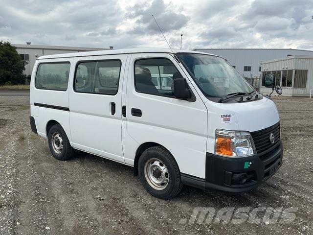 Nissan Caravan Minibussar
