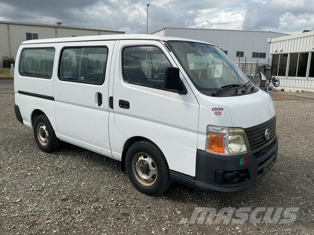 Nissan Caravan Minibussar