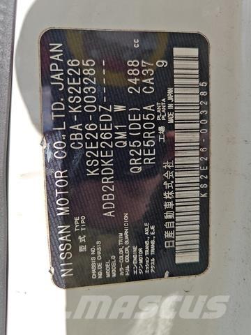 Nissan Caravan Minibussar