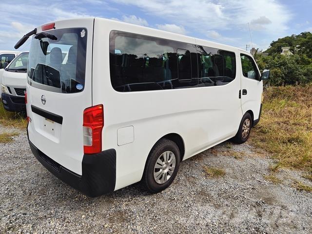 Nissan Caravan Minibussar