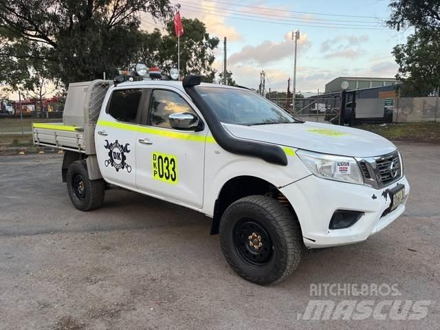 Nissan Navara Flakbilar/Pickuper