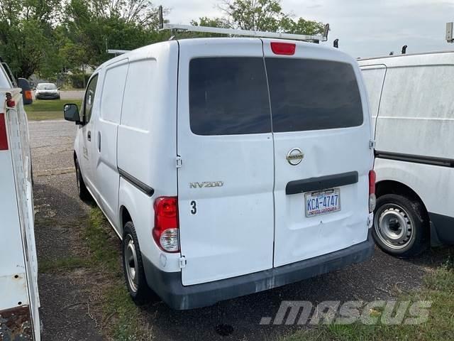 Nissan NV200 Lätta skåpbilar