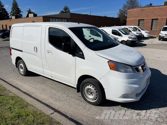 Nissan NV200 Lätta skåpbilar