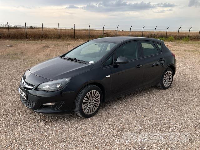 Opel Astra Personbilar