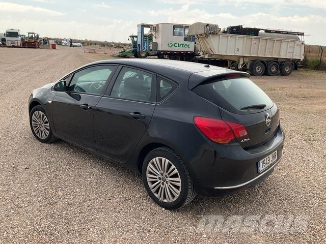 Opel Astra Personbilar