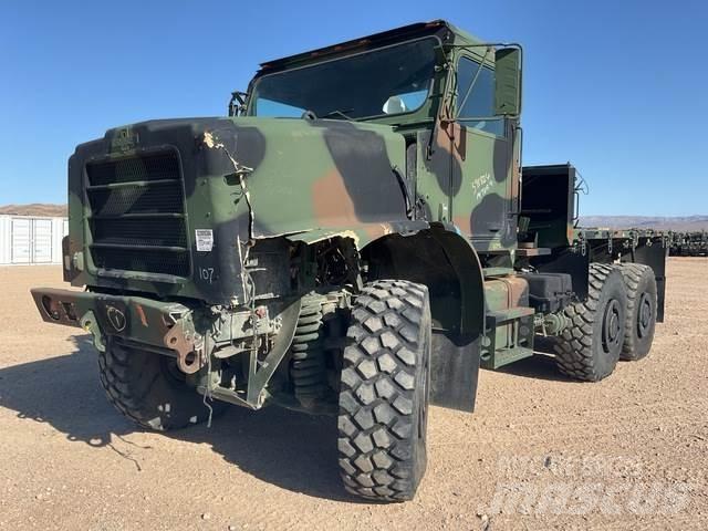 Oshkosh  Skåpbilar