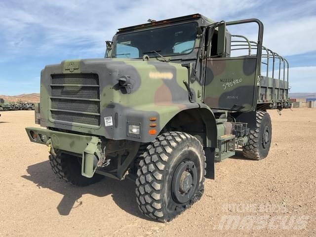 Oshkosh  Skåpbilar