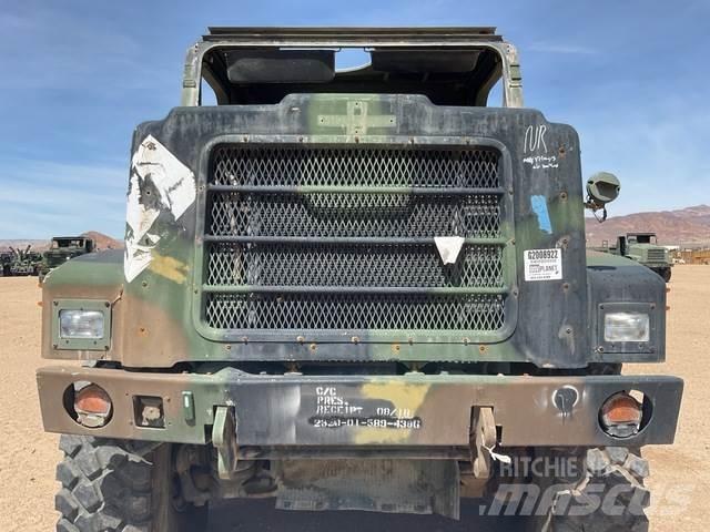 Oshkosh  Skåpbilar