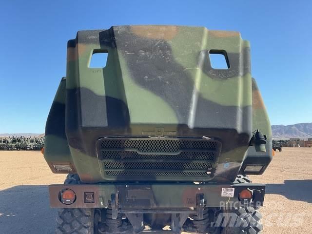 Oshkosh AMK29A1 Tippbilar