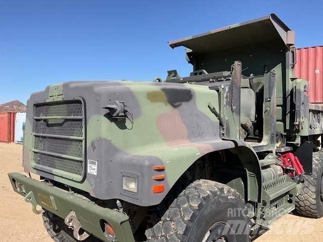 Oshkosh AMK29A1 Tippbilar