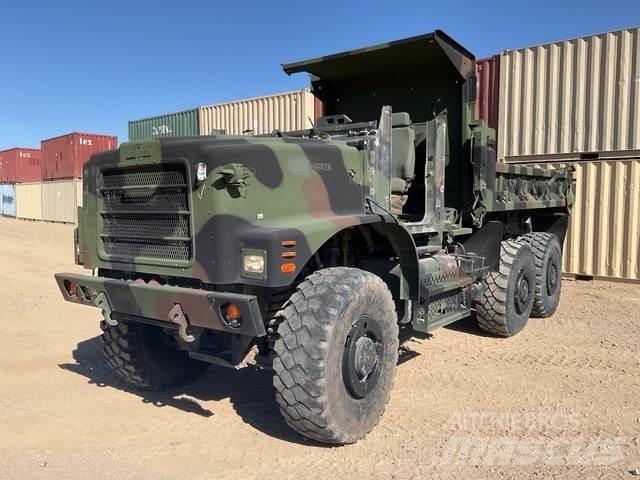 Oshkosh AMK29A1 Tippbilar