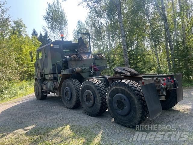 Oshkosh M1070 Dragbilar