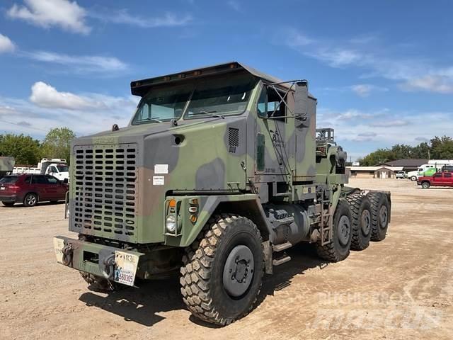 Oshkosh M1070 Bärgningsbilar