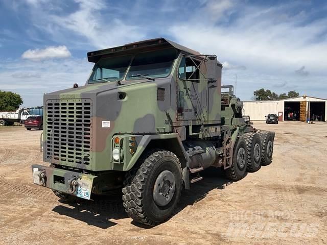 Oshkosh M1070 Bärgningsbilar