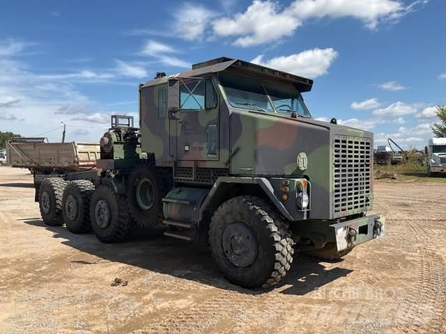 Oshkosh M1070 Bärgningsbilar