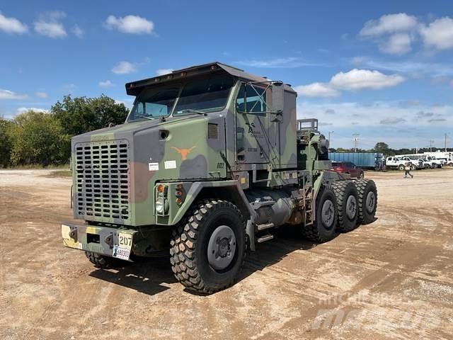 Oshkosh M1070 Bärgningsbilar