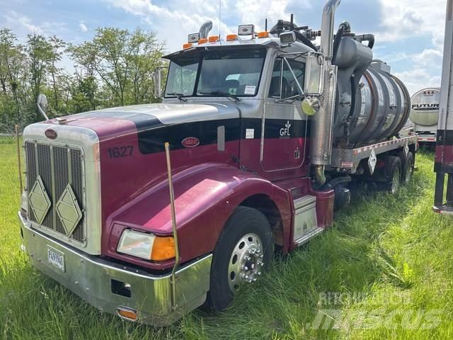 Peterbilt  Slamsugningsbil