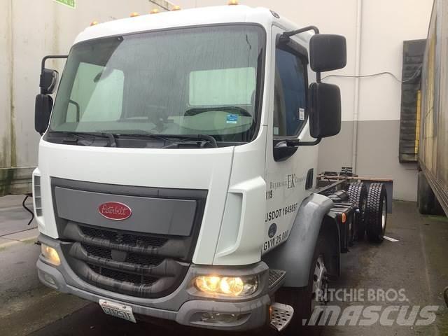 Peterbilt 220 Hytter och interiör
