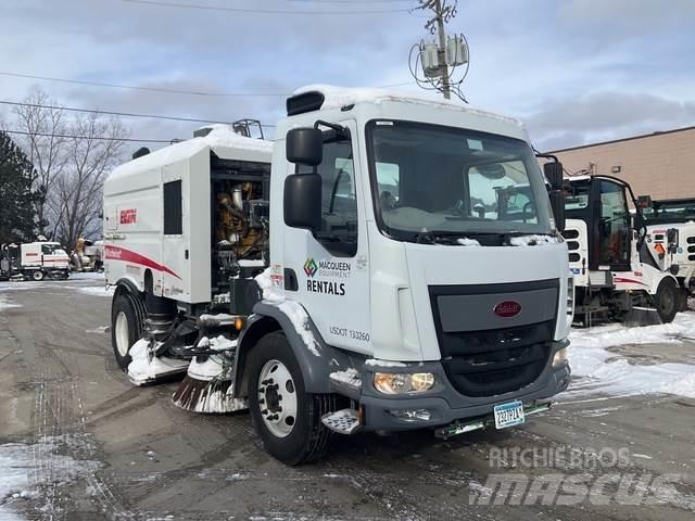 Peterbilt 220 Sopmaskiner