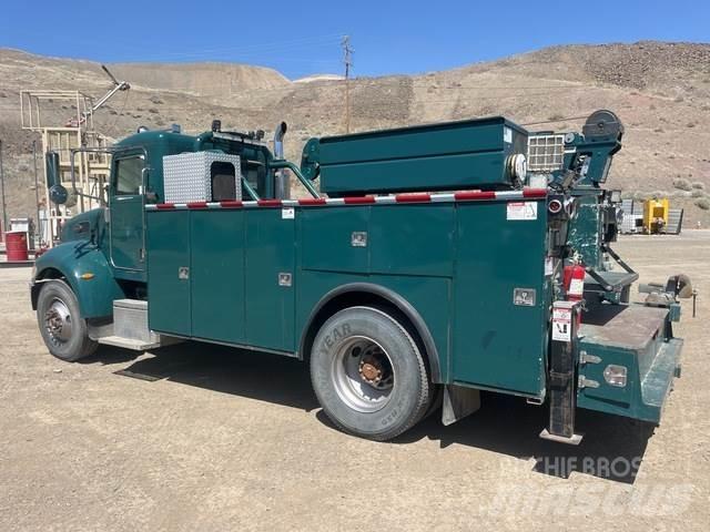 Peterbilt 335 Plogbilar