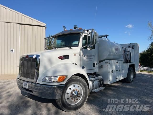 Peterbilt 337 Tankbilar