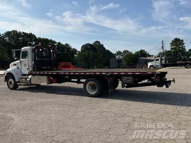 Peterbilt 337 Bärgningsbilar