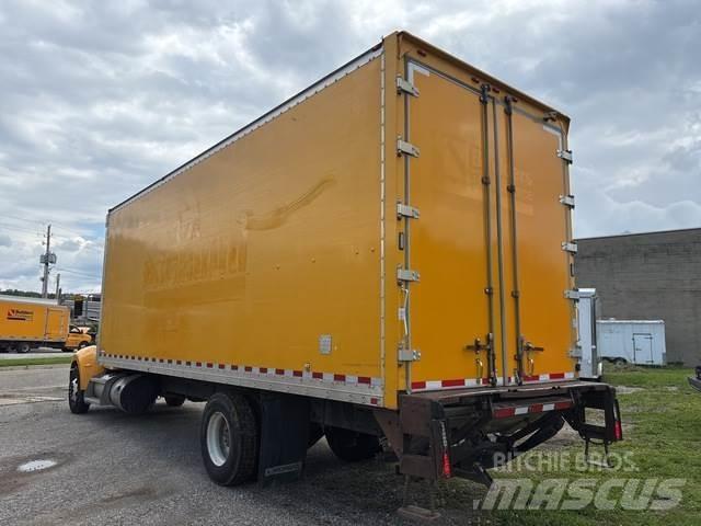 Peterbilt 337 Skåpbilar