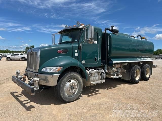 Peterbilt 348 Vattentankbilar