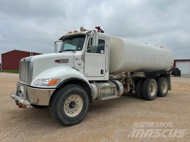 Peterbilt 348 Vattentankbilar