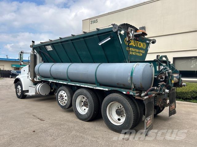Peterbilt 357 Cementbil