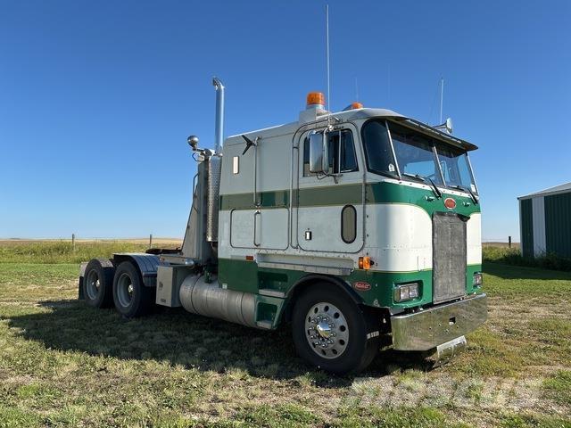 Peterbilt 362 Hytter och interiör