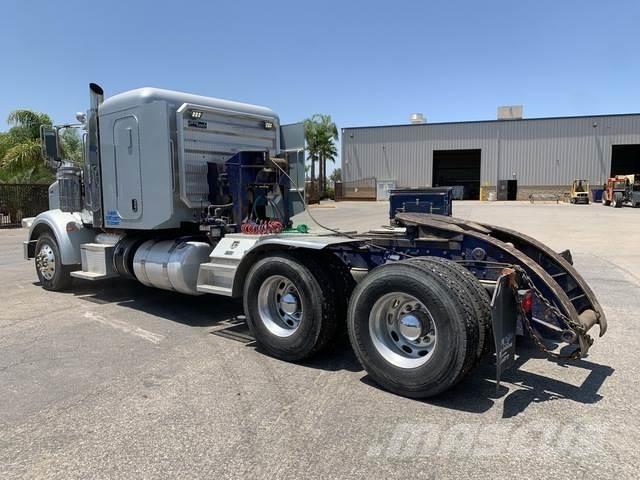 Peterbilt 367 Bärgningsbilar