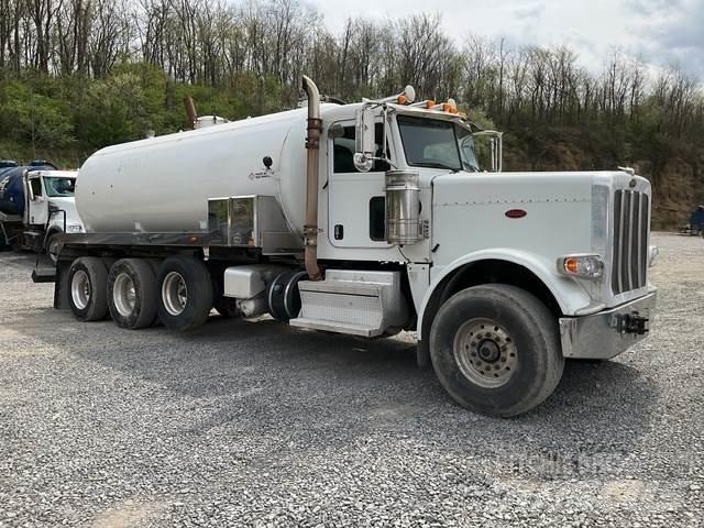 Peterbilt 389 Slamsugningsbil