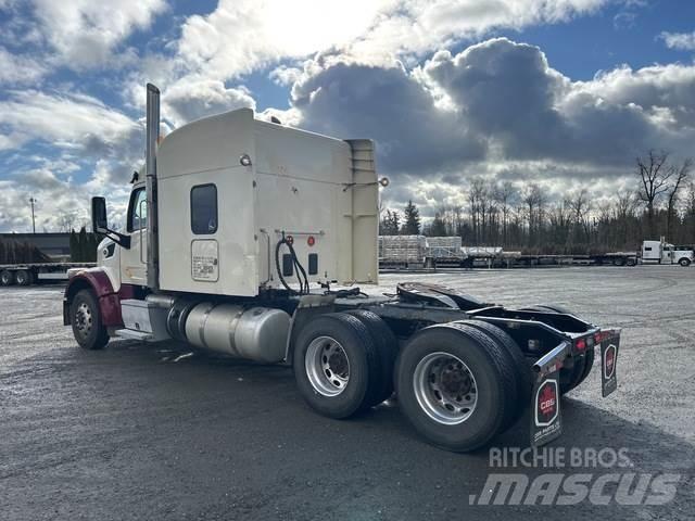 Peterbilt 567 Dragbilar
