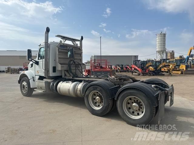 Peterbilt 567 Dragbilar