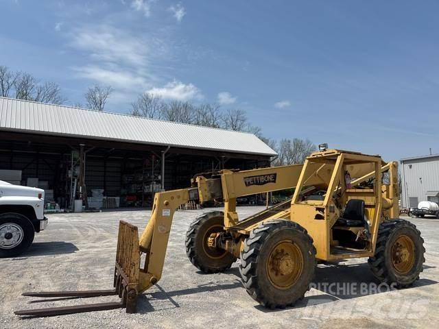 Pettibone 636 Teleskoplastare