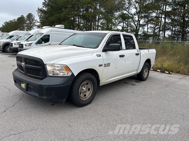 RAM 1500 Flakbilar/Pickuper