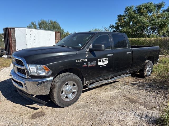 RAM 2500 Flakbilar/Pickuper