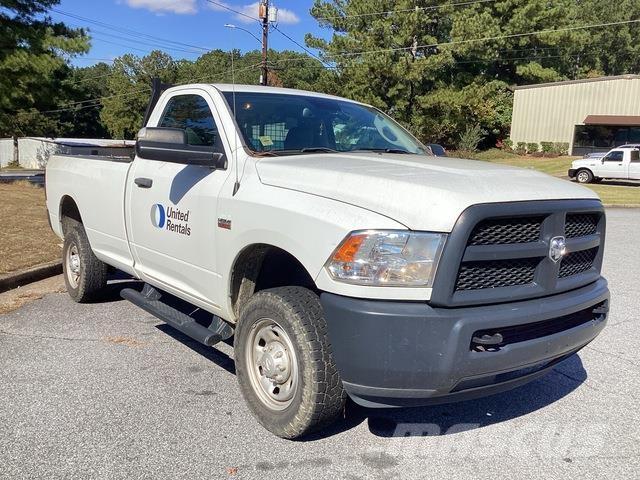 RAM 2500 Flakbilar/Pickuper