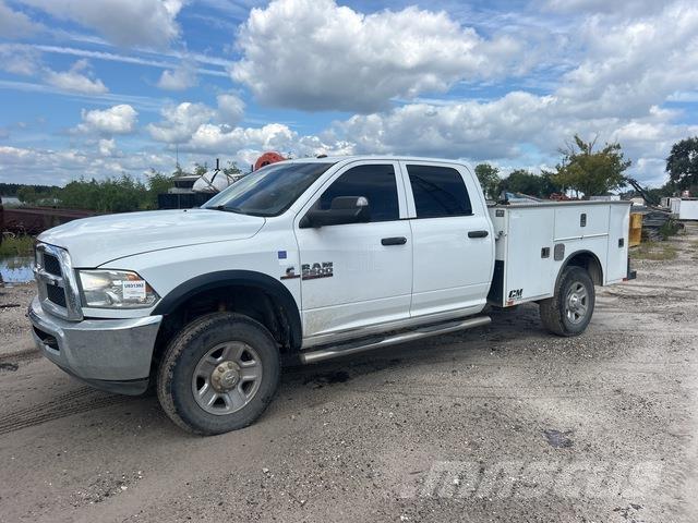 RAM 2500 Flakbilar/Pickuper