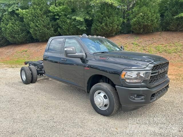 RAM 3500 Hytter och interiör