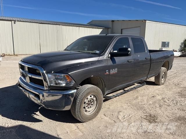 RAM 3500 Flakbilar/Pickuper