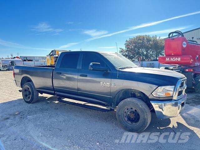 RAM 3500 Flakbilar/Pickuper