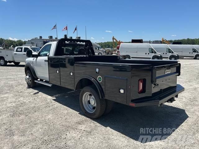 RAM 5500 Flakbilar/Pickuper